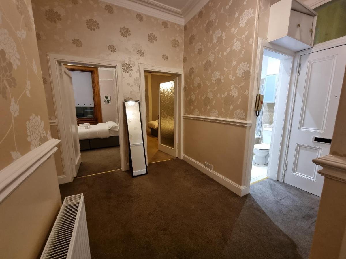 Bright 3 Bedroom Edinburgh City Apt Esterno foto