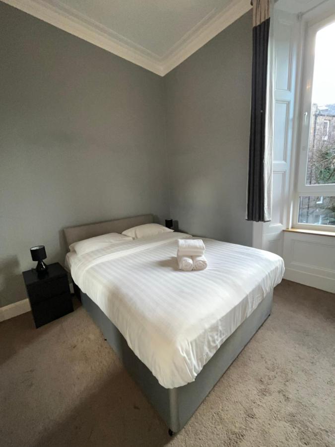 Bright 3 Bedroom Edinburgh City Apt Esterno foto