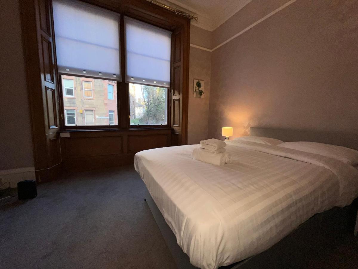 Bright 3 Bedroom Edinburgh City Apt Esterno foto